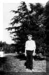 Harold Petznick at a family gathering before 1925 - click for larger view